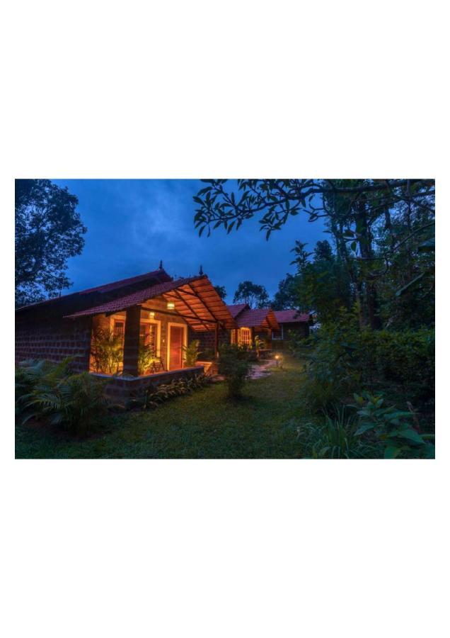 Hotel The Horse & Chariot Madikeri Exterior foto